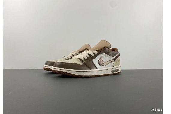 1 JORDAN RETRO LOW HF5743-221 HF5743-221  0908